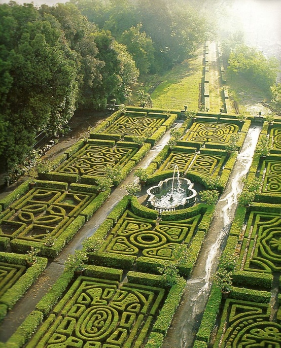 Maze Gardens, Ruspoli Castle, Italy