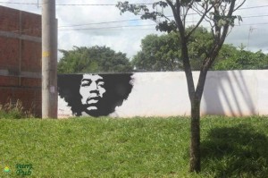 afro tree graffiti