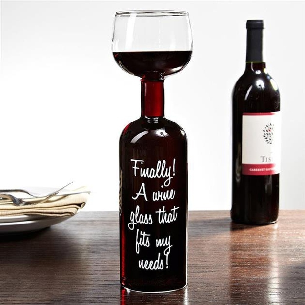 alcoholic wine glass