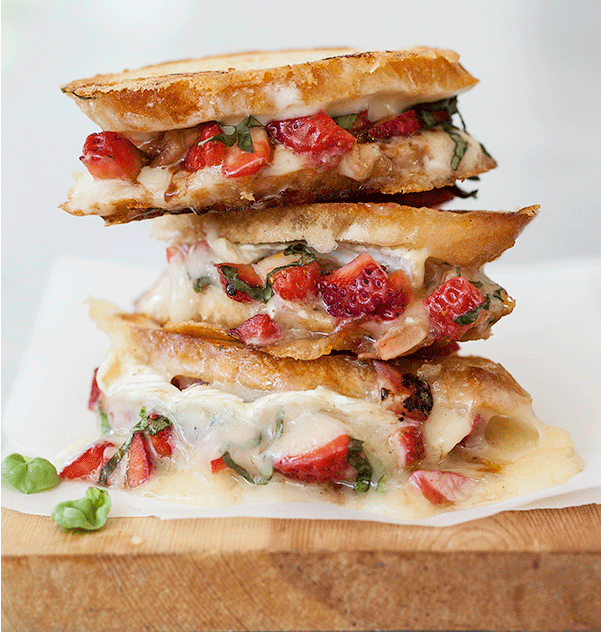 strawberry bruschetta grilled cheese