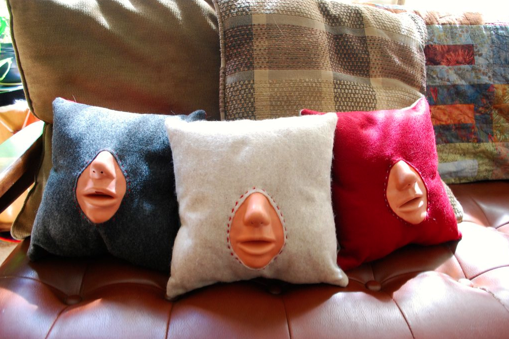 DIY makeout pillows