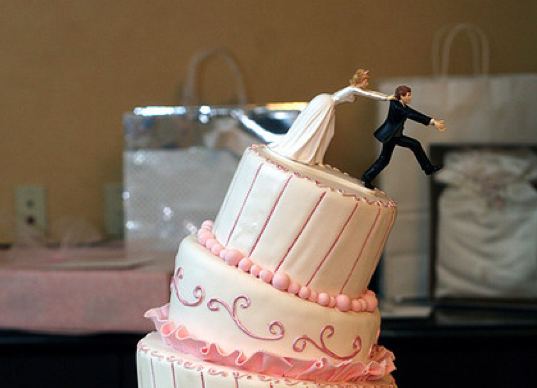 funny wedding cake toppers