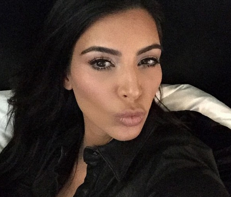 Say Goodbye to the Duck Face, and Hello to the New 'Fish Gape' - WORLD ...