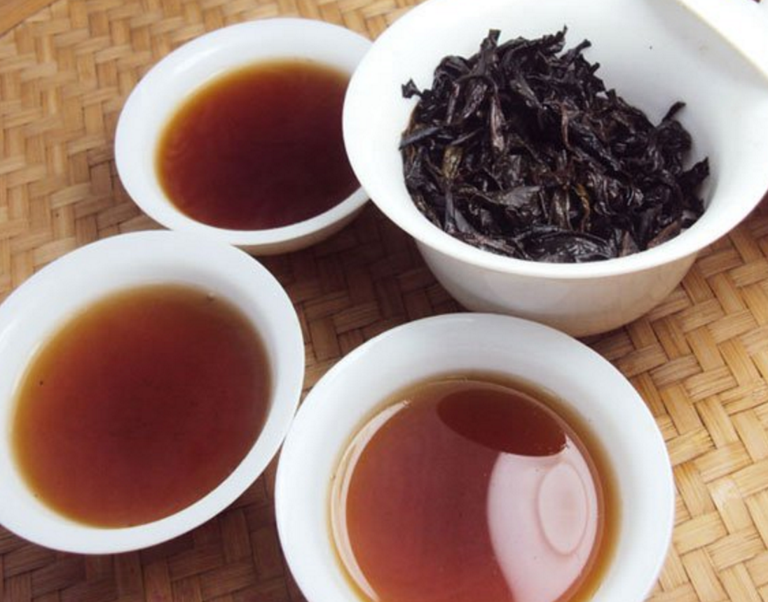 Вместо дорогого чая студенты обычно заваривали цикорий. Китайский чай дахунпао. Да Хун ПАО черный или зеленый чай. Ду Хан ПАО чай. Китайский чай da Xun Pao.