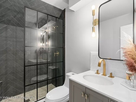 woodstock, ny retreat, modern minimalist bathroom with renovations and glass tile