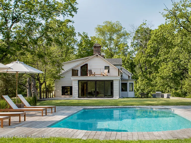 Highland, NY estate with in-ground pool overlooking the Hudson River