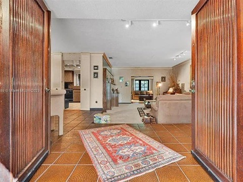 1970s Miami house foyer