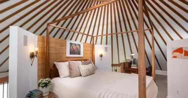 Hudson Valley Yurt House, yurt bedroom