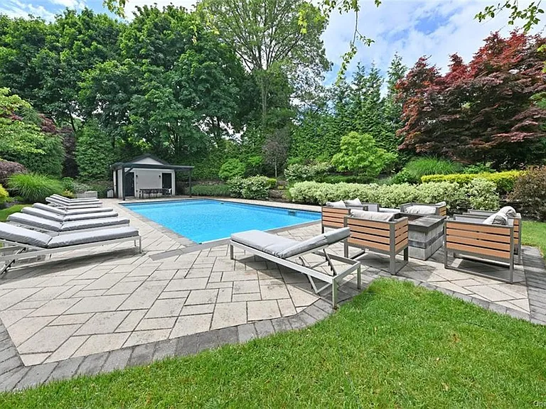 Spring Valley, NY mansion landscaping and pool