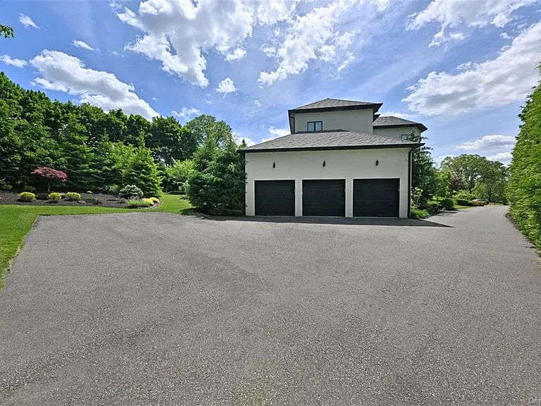 Spring Valley, NY mansion landscaping and pool