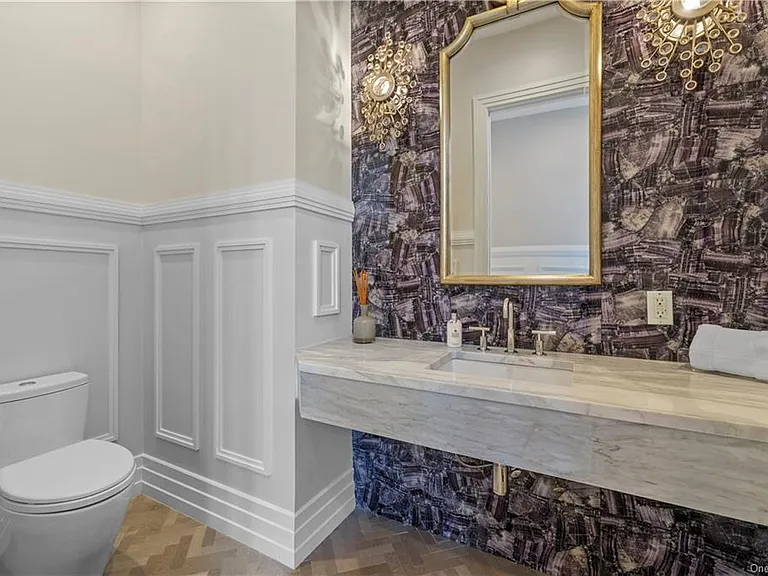 Spring Valley, NY mansion bathroom