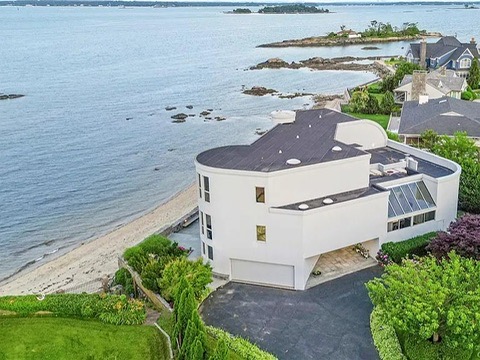 New Rochelle beach house in New York, private sandy beach access to the Long Island Sound