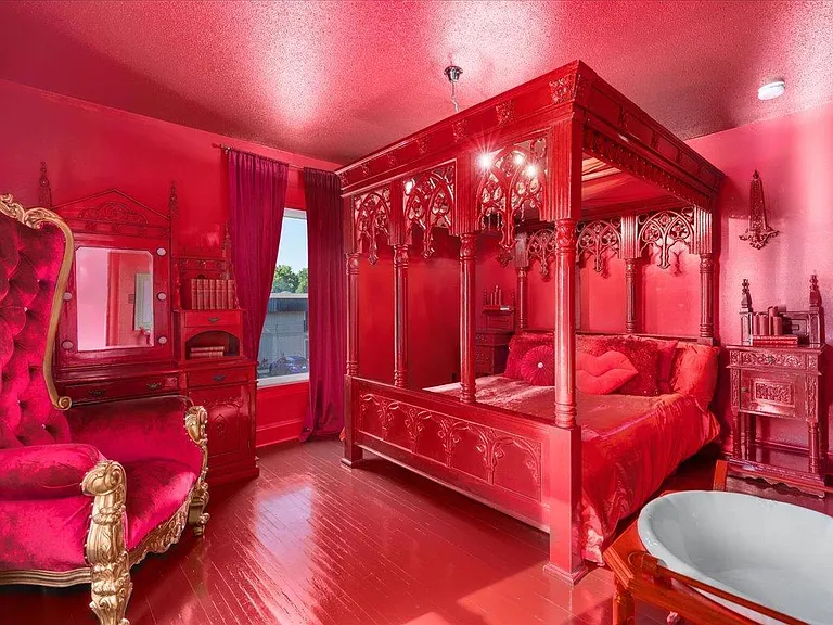 all-pink Barbie Dream House for sale, red and pink barbie themed bedroom