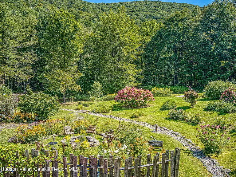 shandaken ny estate set on 35 private acres overlooking the catskill mountains, catskills facing the forest