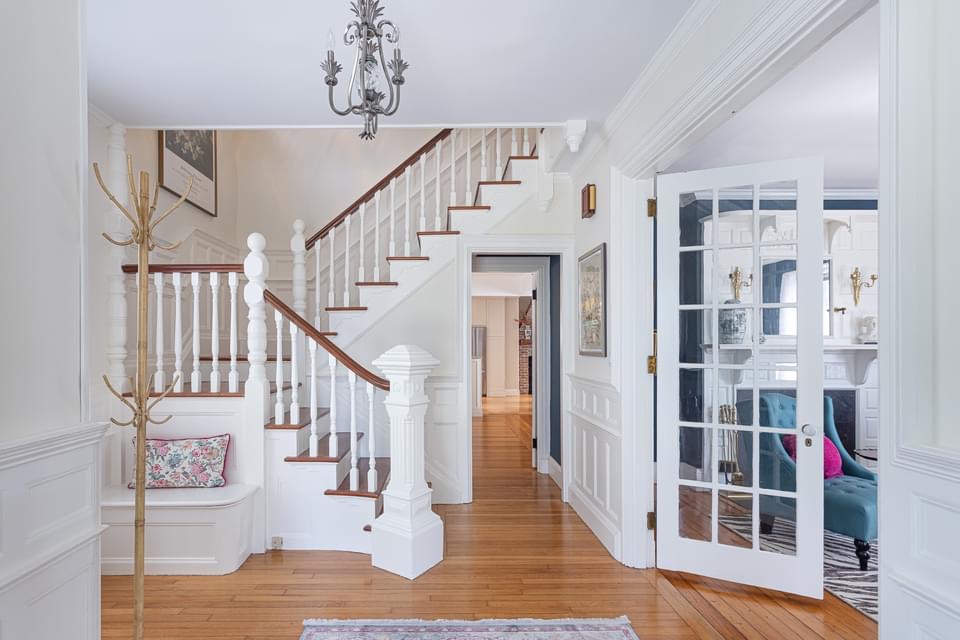 light bright rooms, modern neutral staircase with white paint and natural wood detailing