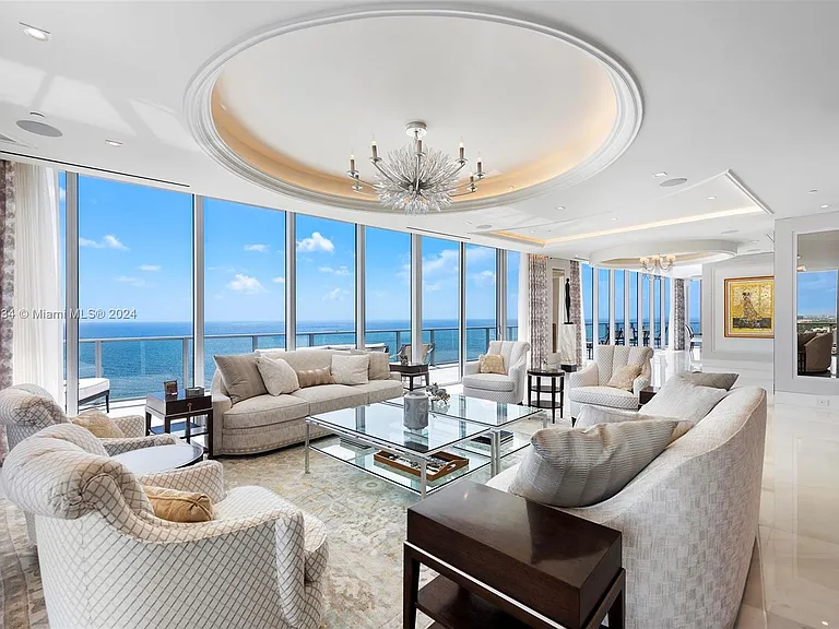 Fort Lauderdale Beach Penthouse, floor to ceiling windows overlooking the atlantic ocean