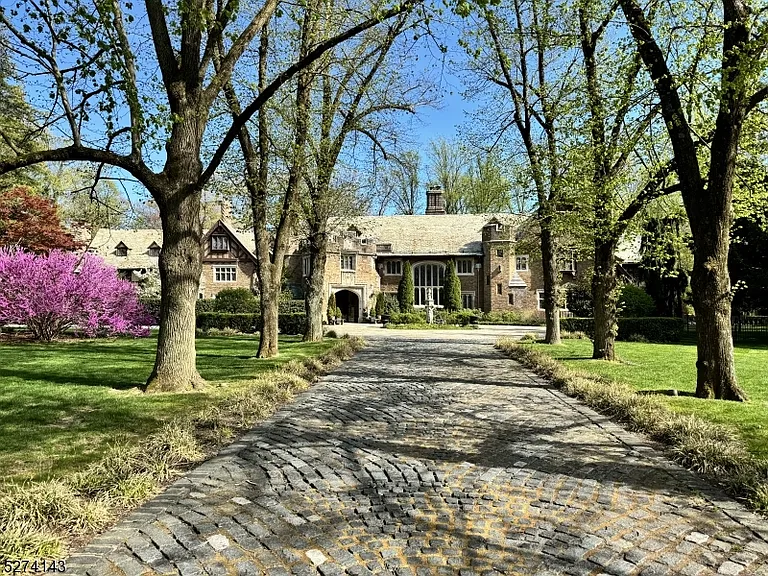 tudor style castle in NJ, stone driveway and exterior of Glynallyn in Morris Township