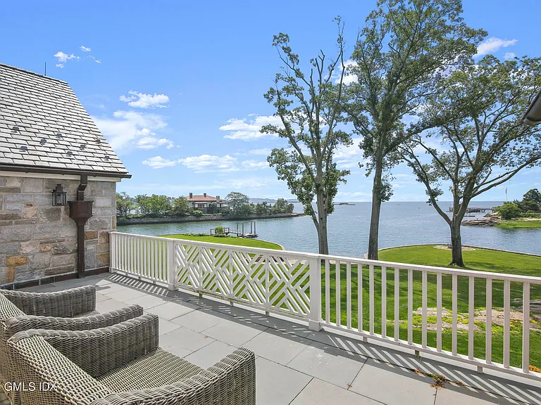 most expensive home in Connecticut, Greenwich mansion exterior overlooking the long island sound