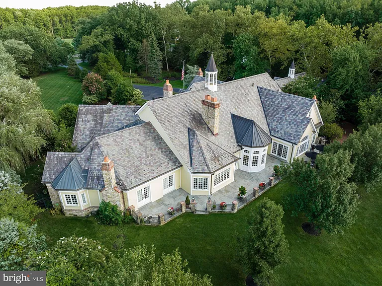 Classic NJ mansion in Moorestown New Jersey, exterior overhead shot