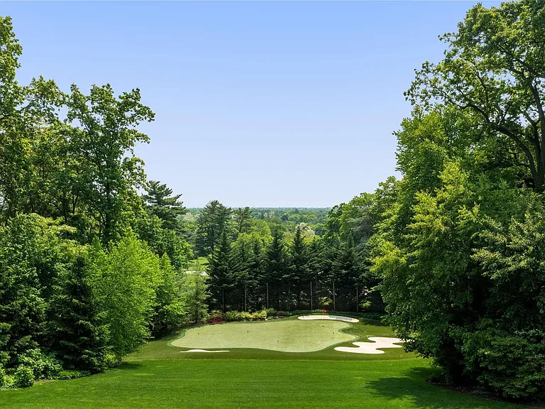 Old Westbury Mansion, exterior of Spring Hill Lane estate with par 3 hole golf