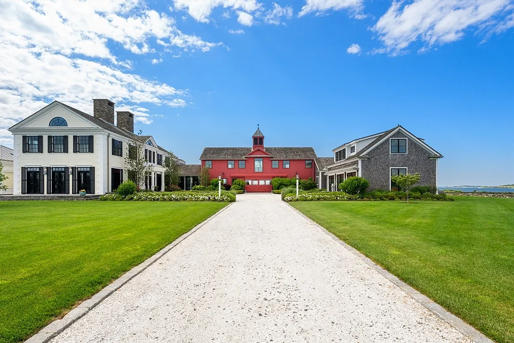 Most expensive house in Rhode Island, exterior of 441 West Main Road in Little Compton