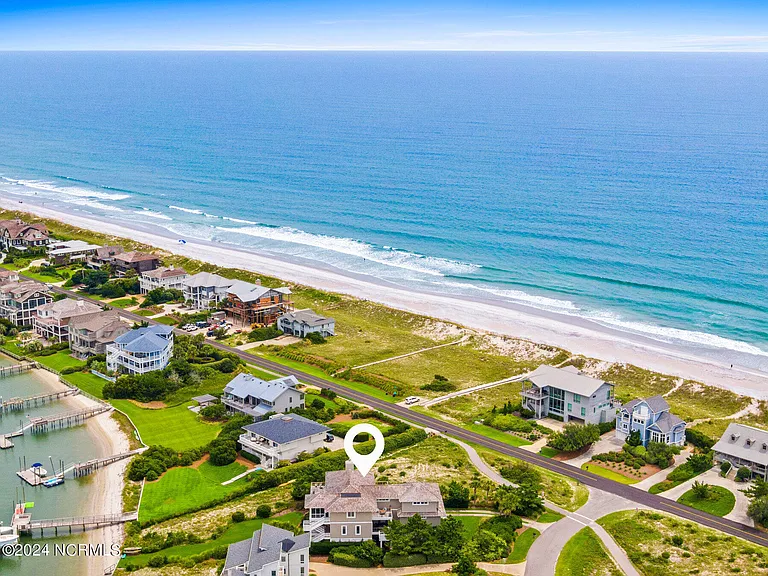 Wilmington Beach Mansion with Panoramic Views