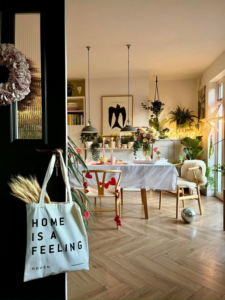 Dining room and foyer with eclectic boho decor, cute room ideas